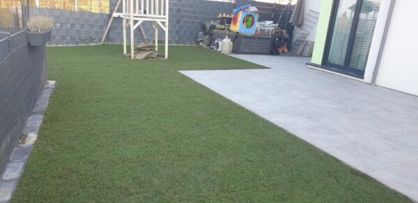 Gartenpflege, Rasenarbeiten und Bepflanzung